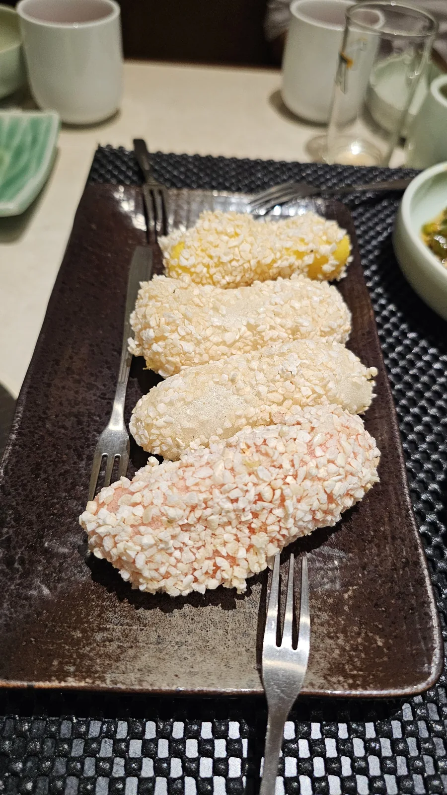 Korean traditional confections (hangwa) served as dessert at Daedong Jangeo Yeouido