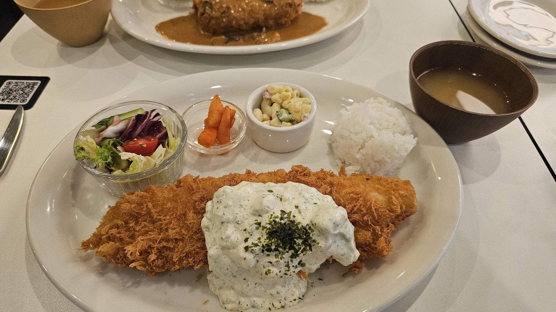 Full plate of pork donkatsu with tartare sauce set including miso soup at Keebo Yeouido